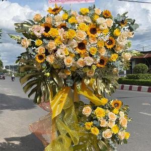 Hoa chúc mừng khai trương HKT2303